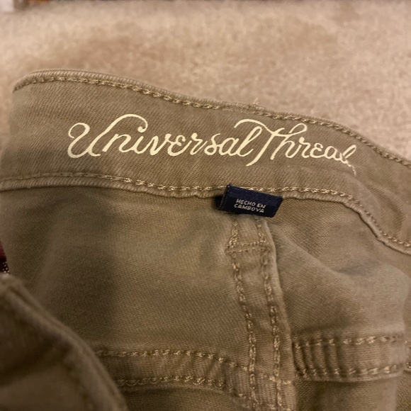 Universal Thread Khaki pants - Picture 3 of 3